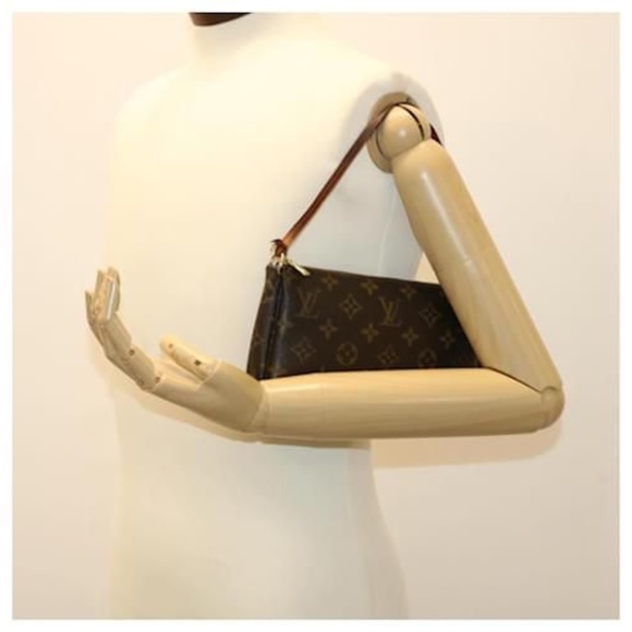 Authentic LOUIS VUITTON Monogram Pochette Accessoires Brown - Picture 3 of 13